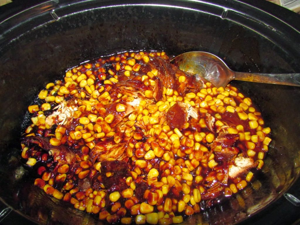 Crockpot BBQ Chicken Chowdown