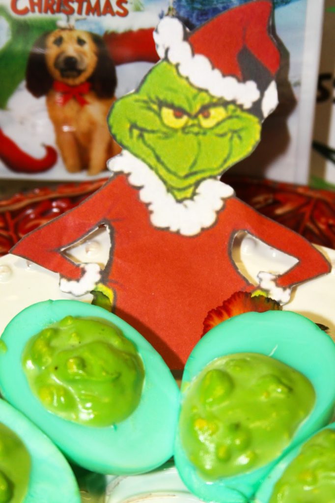 The Easter Grinch? - Twinderelmo