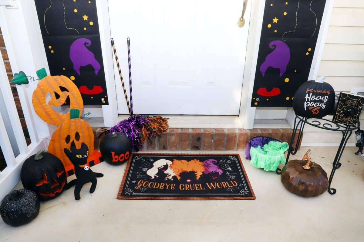 Hocus Pocus Halloween Front Porch Decor - For the Love of Food
