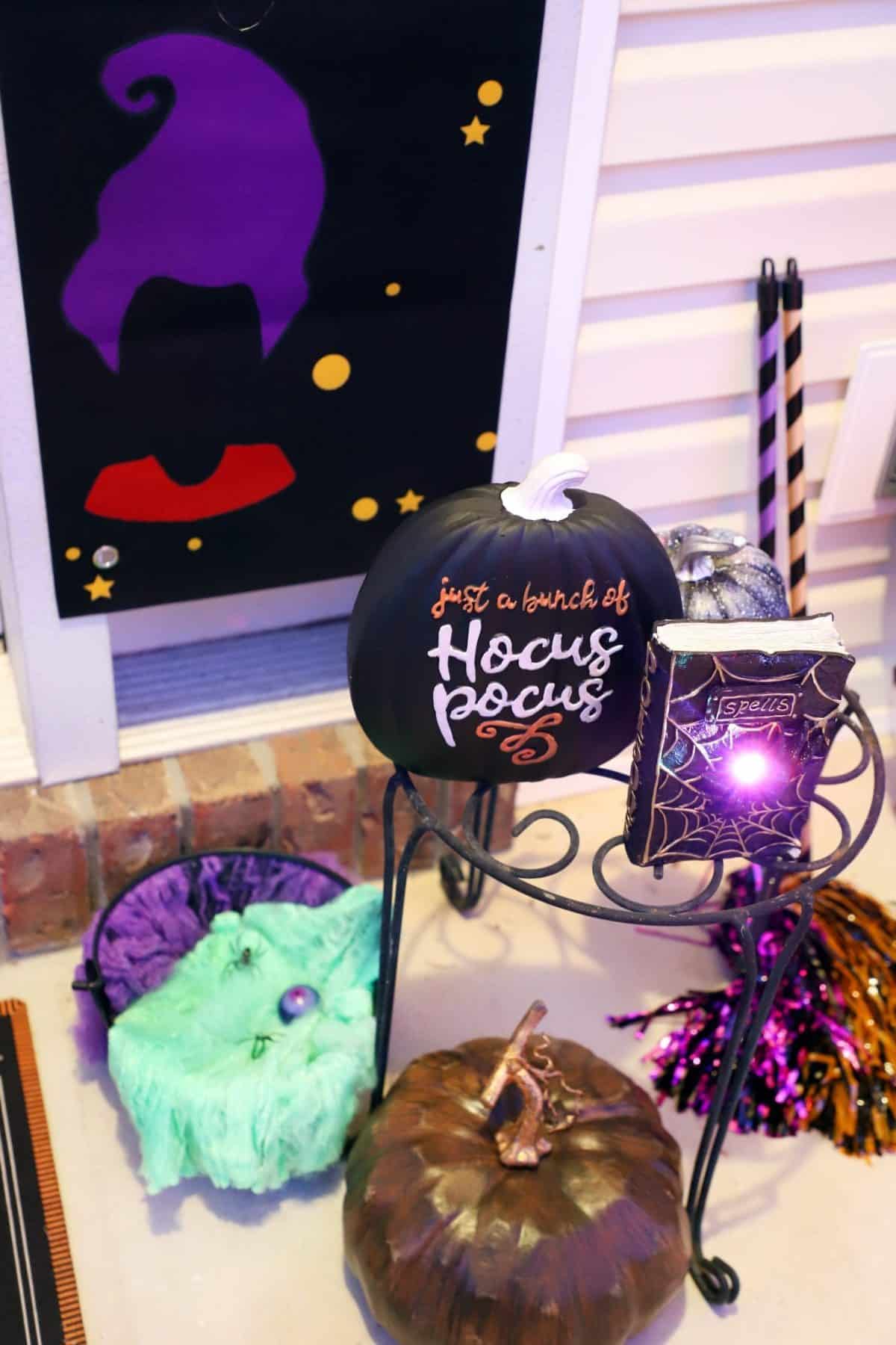 Hocus Pocus Halloween Front Porch Decor - For the Love of Food