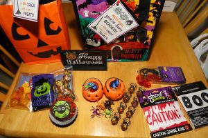 DIY Hocus Pocus Boo Bags and Printable Tags - For the Love of Food