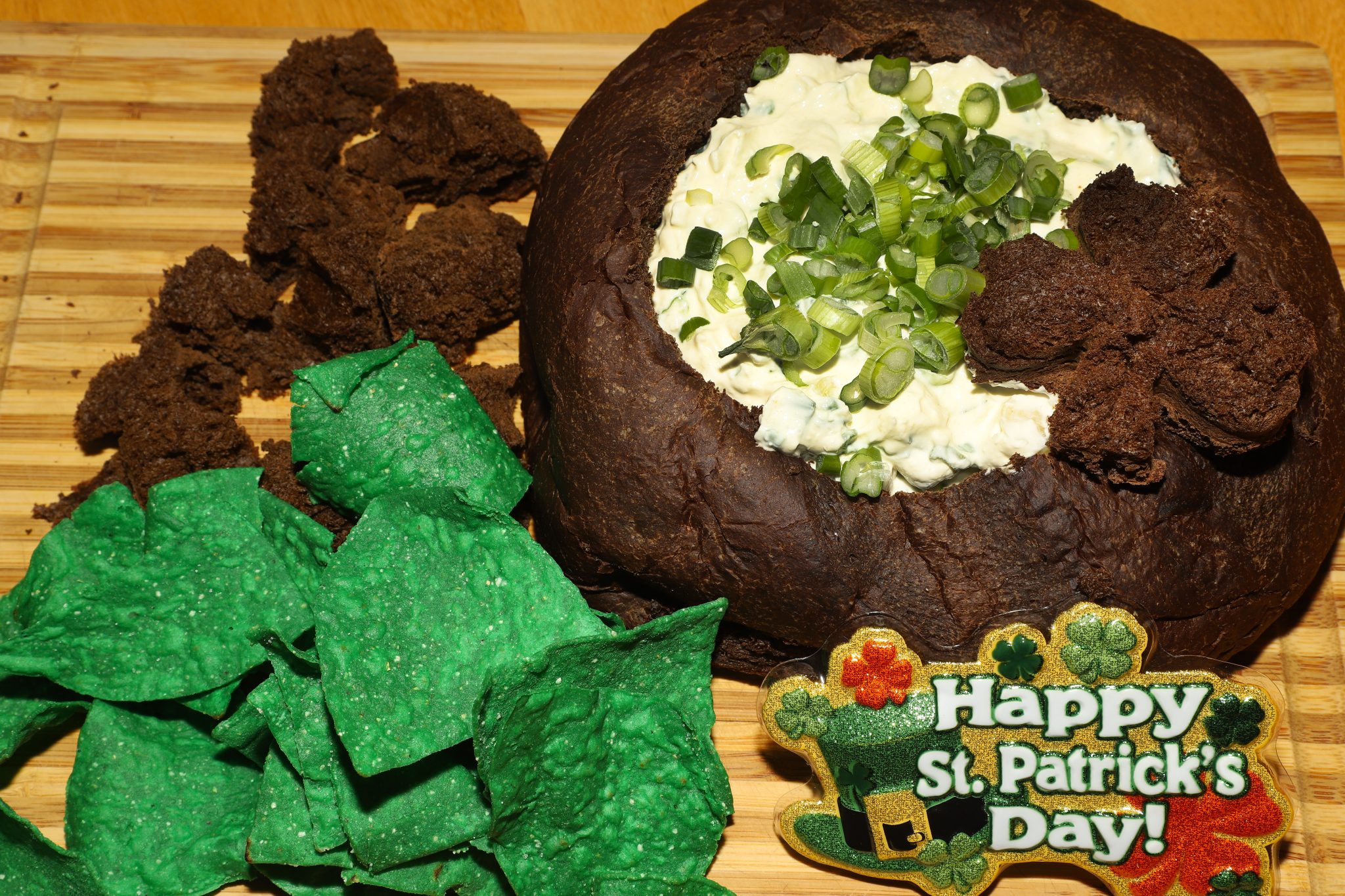 Sour Cream and Green Onion Dip in Pumpernickel Bread For the Love of Food